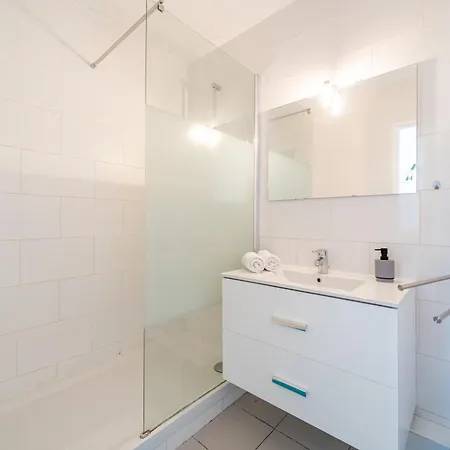 Confortable 2 Pieces 54 M2 Proche De La 公寓 尼斯