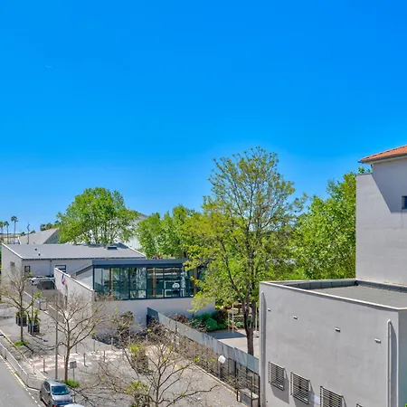 Confortable 2 Pieces 54 M2 Proche De La *