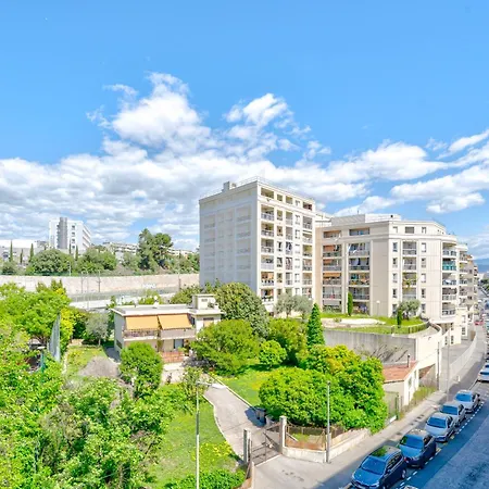 Confortable 2 Pieces 54 M2 Proche De La Mer Nice