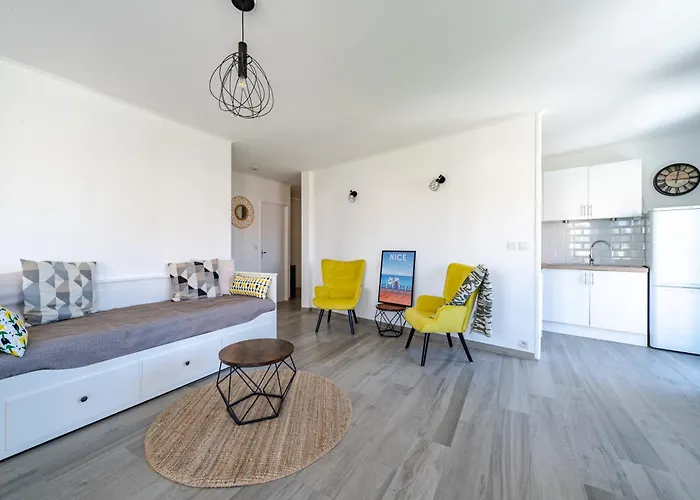 Confortable 2 Pièces 54 M2 Proche De La Appartement Nice